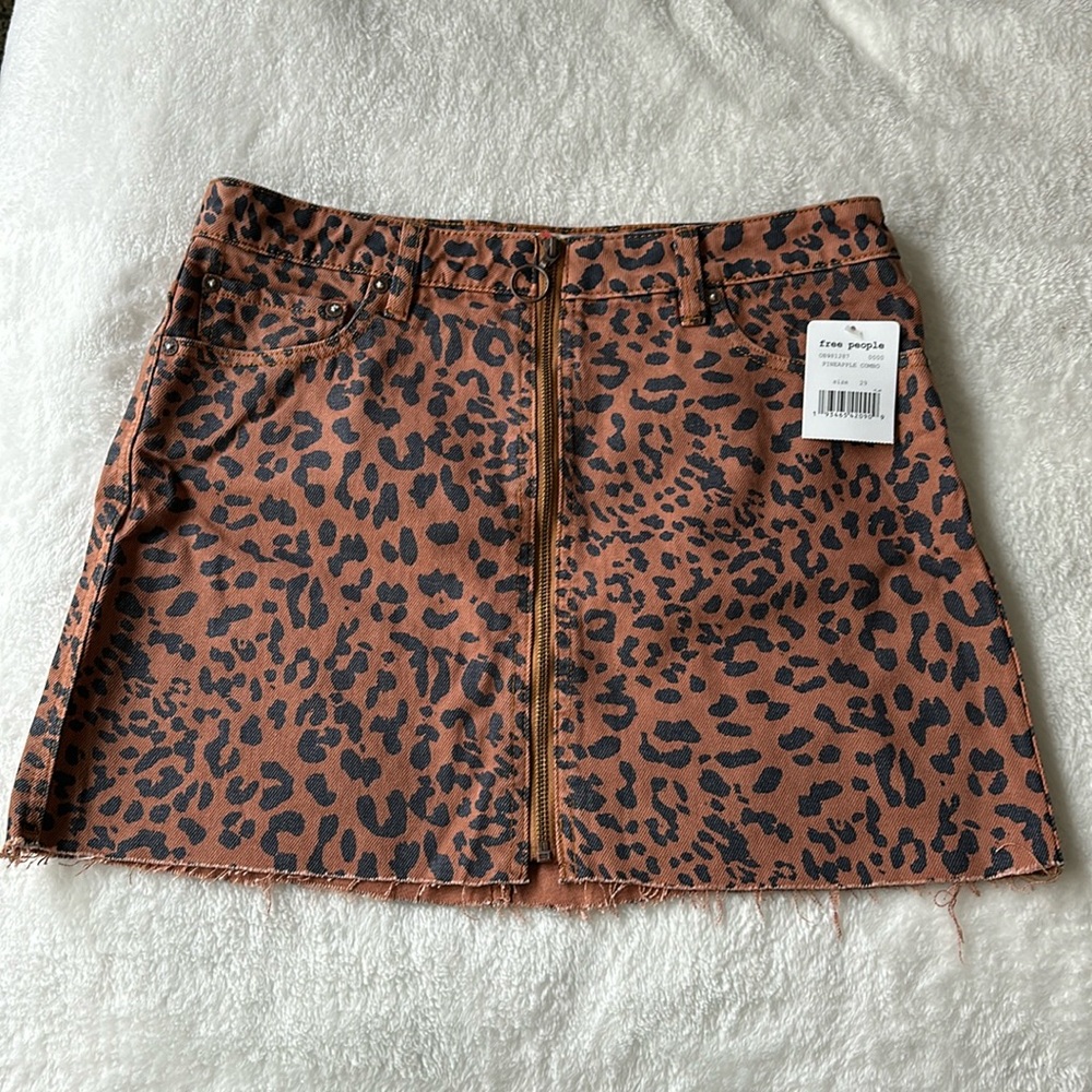 FREE PEOPLE DENIM | leopard print skirt | size:29 | unworn with tags